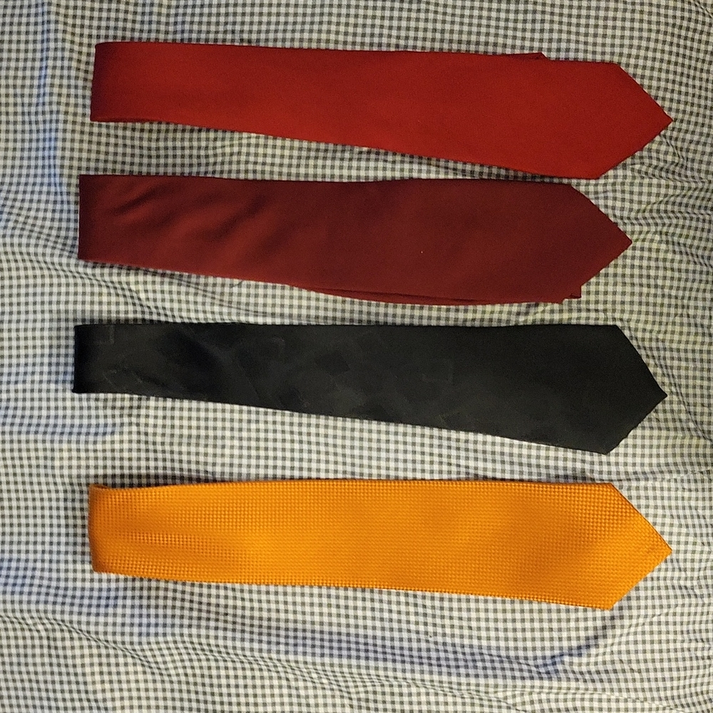 4 ties: Geoffrey Beene, Nicole Miller and Naboth